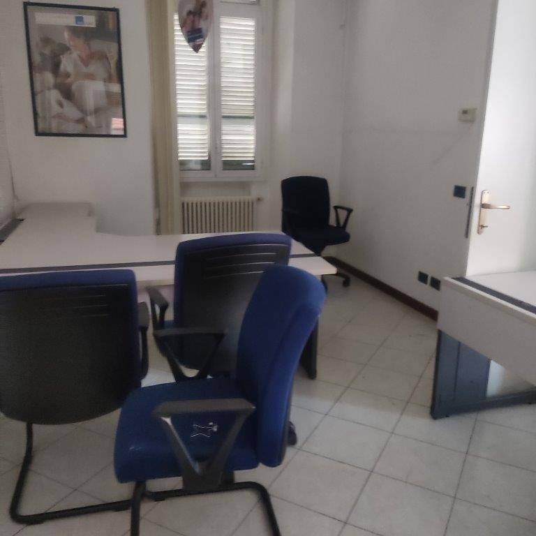 Ufficio Via Vittorio Veneto, Luino