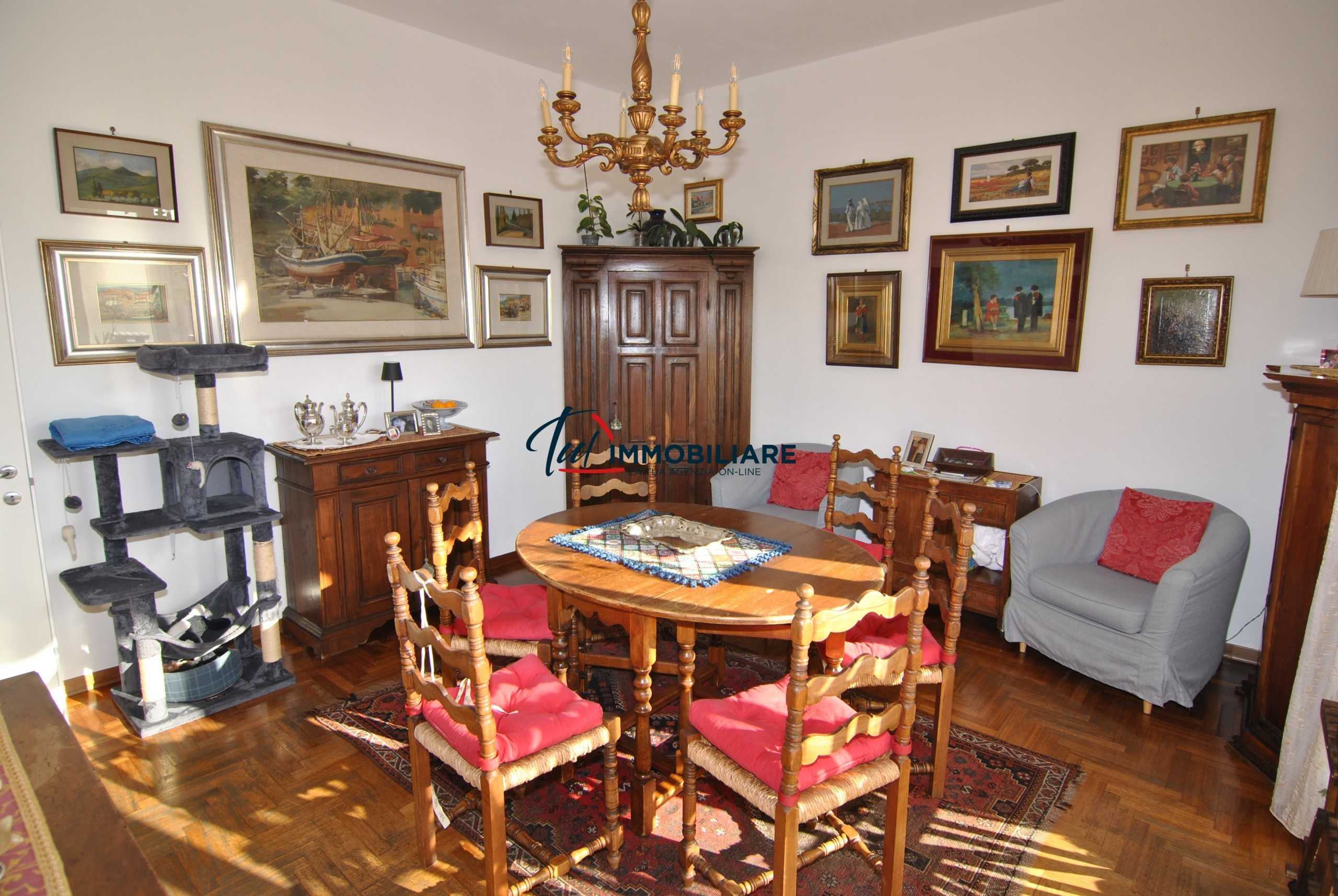 Appartamento Viale Fabbricotti, Livorno