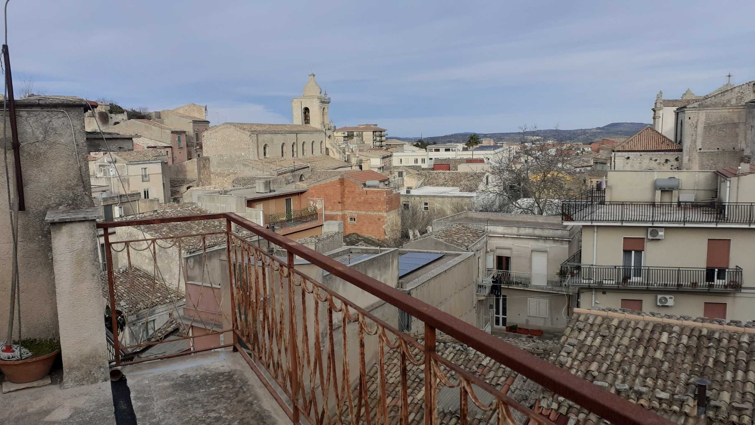 Casa indipendente Via Scalilli, Palazzolo Acreide