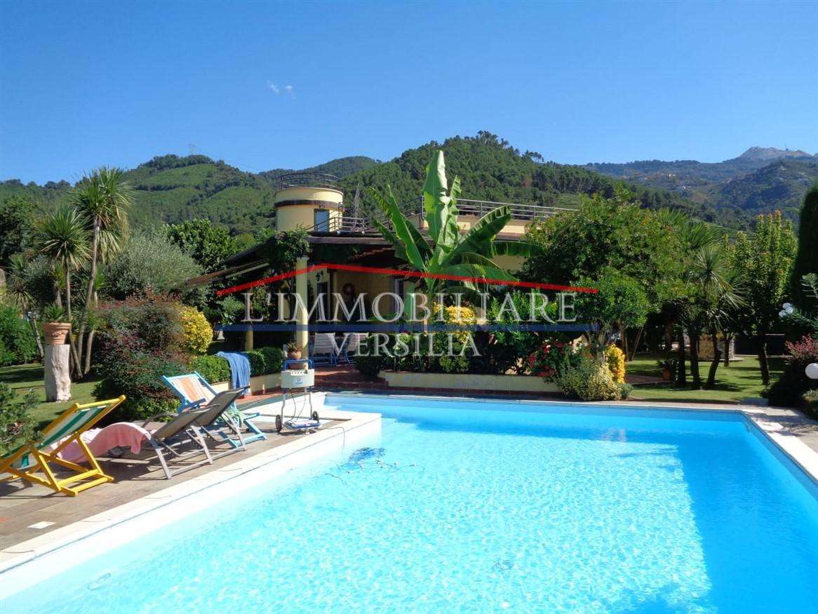 Villa Via Debbia Nuova,, Montignoso