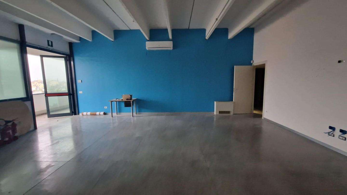 Capannone Viale Europa,, Scandicci