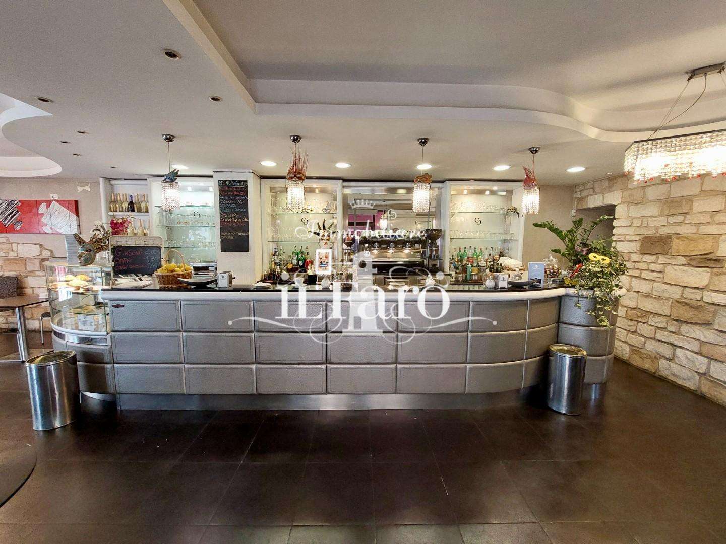 Bar - Pub e Locali notturni Via Cesare Battisti,  15, Viareggio