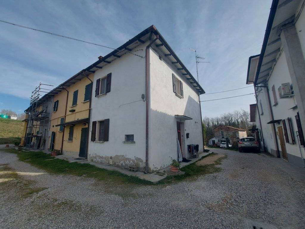 Villetta a schiera via confine inferiore125, Molinella