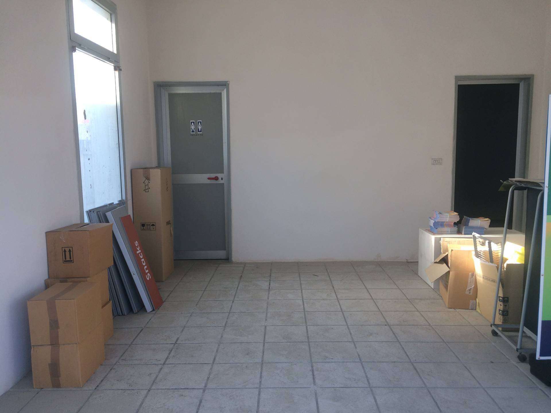 Attività  commerciale via tosco romagnola1526, Cascina