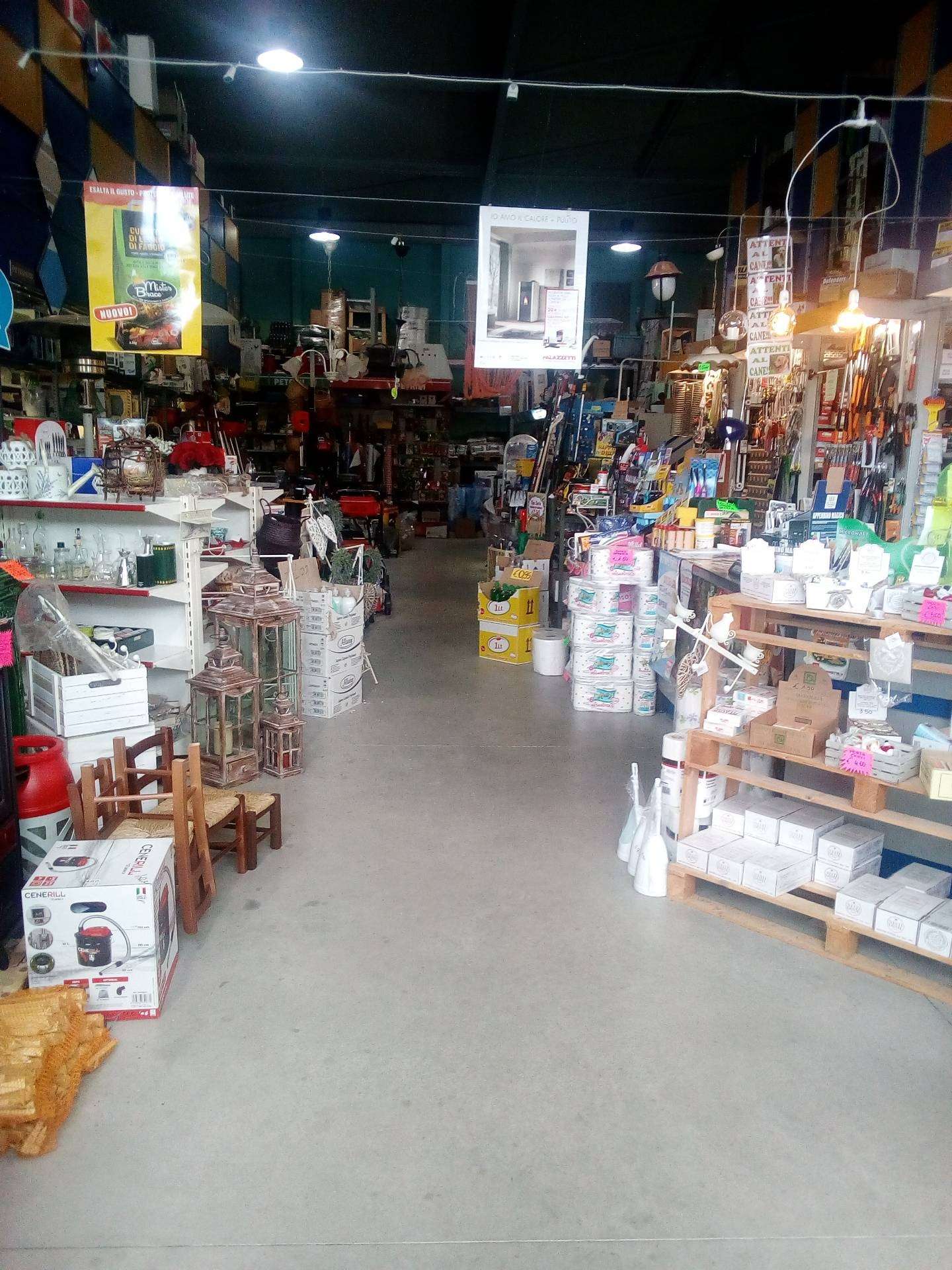 Attività  commerciale Via Delle Padule, Crespina Lorenzana