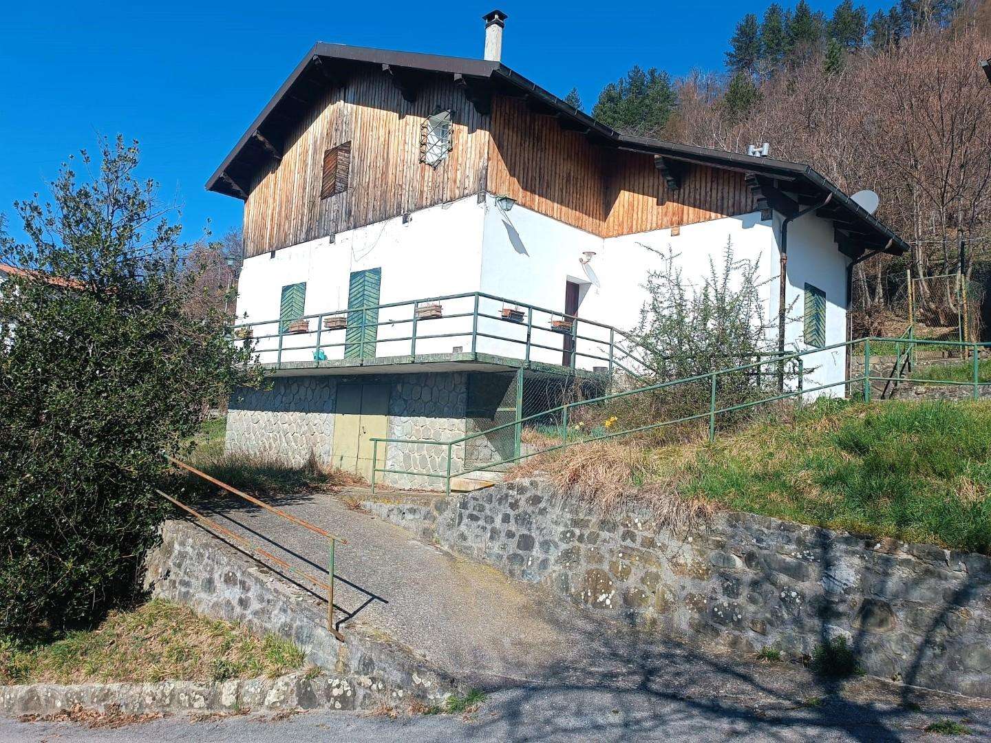 Villa Sillano, Sillano Giuncugnano