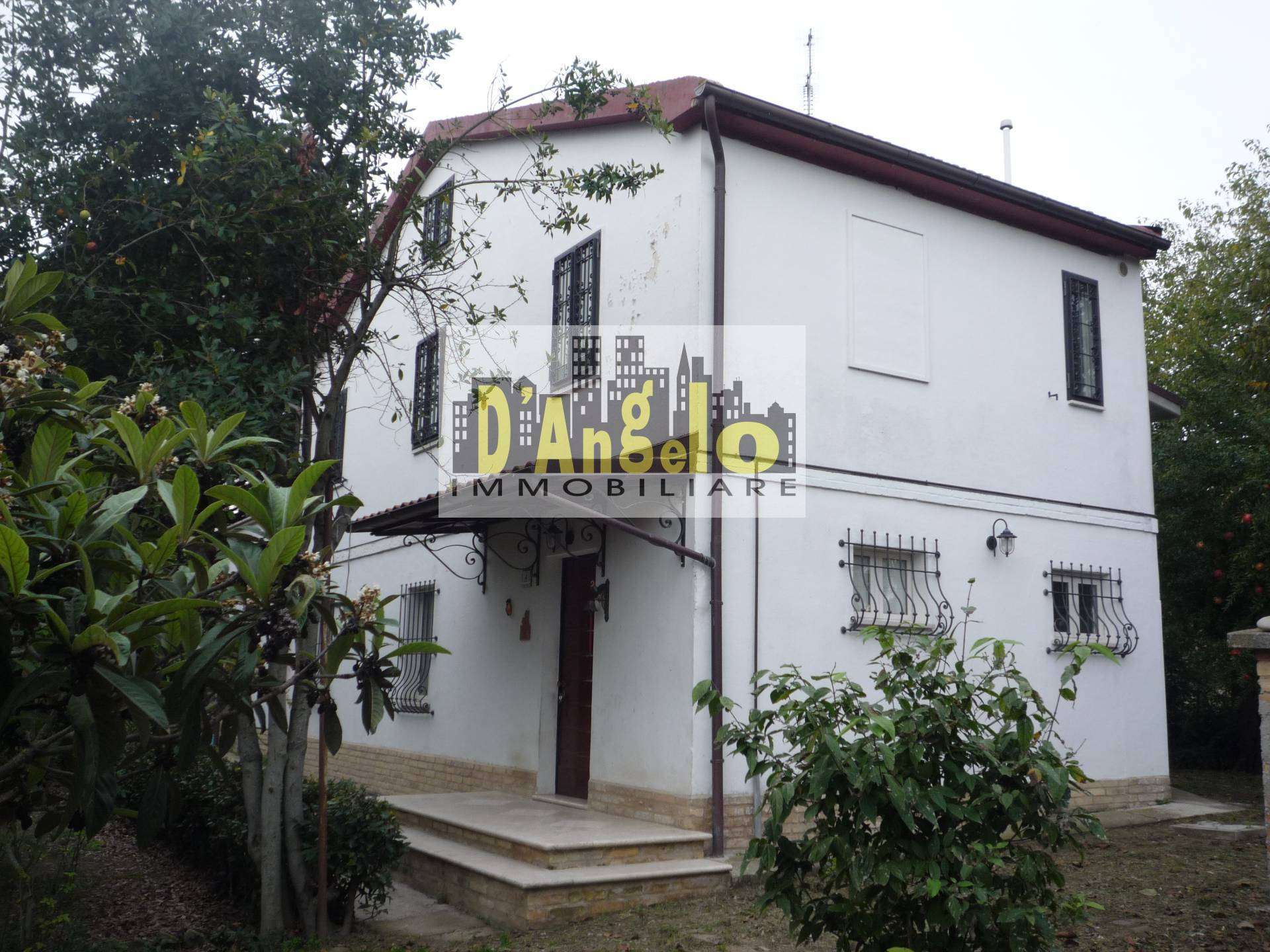 Casa indipendente, Castignano