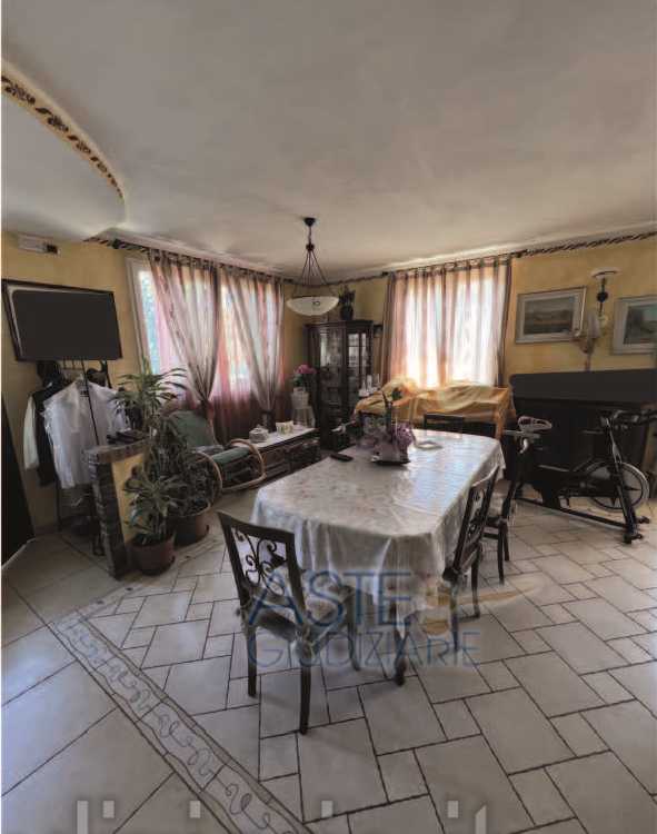 Casa indipendente Viale Sollum, Rimini