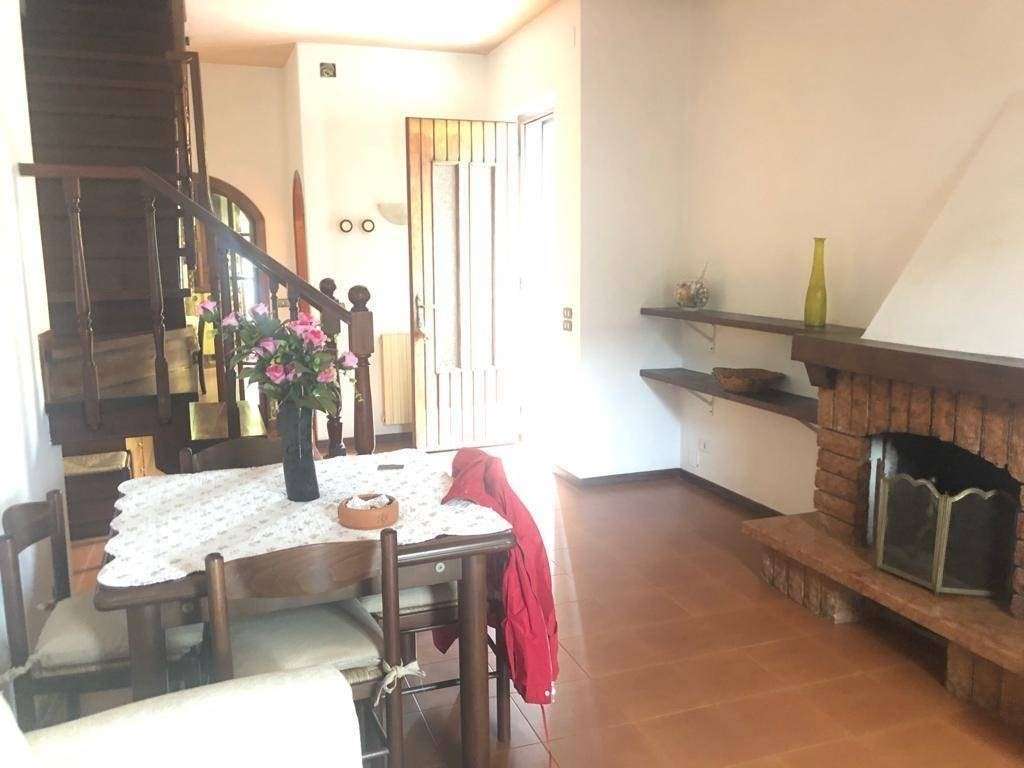 Villetta a schiera Montignoso, Montignoso