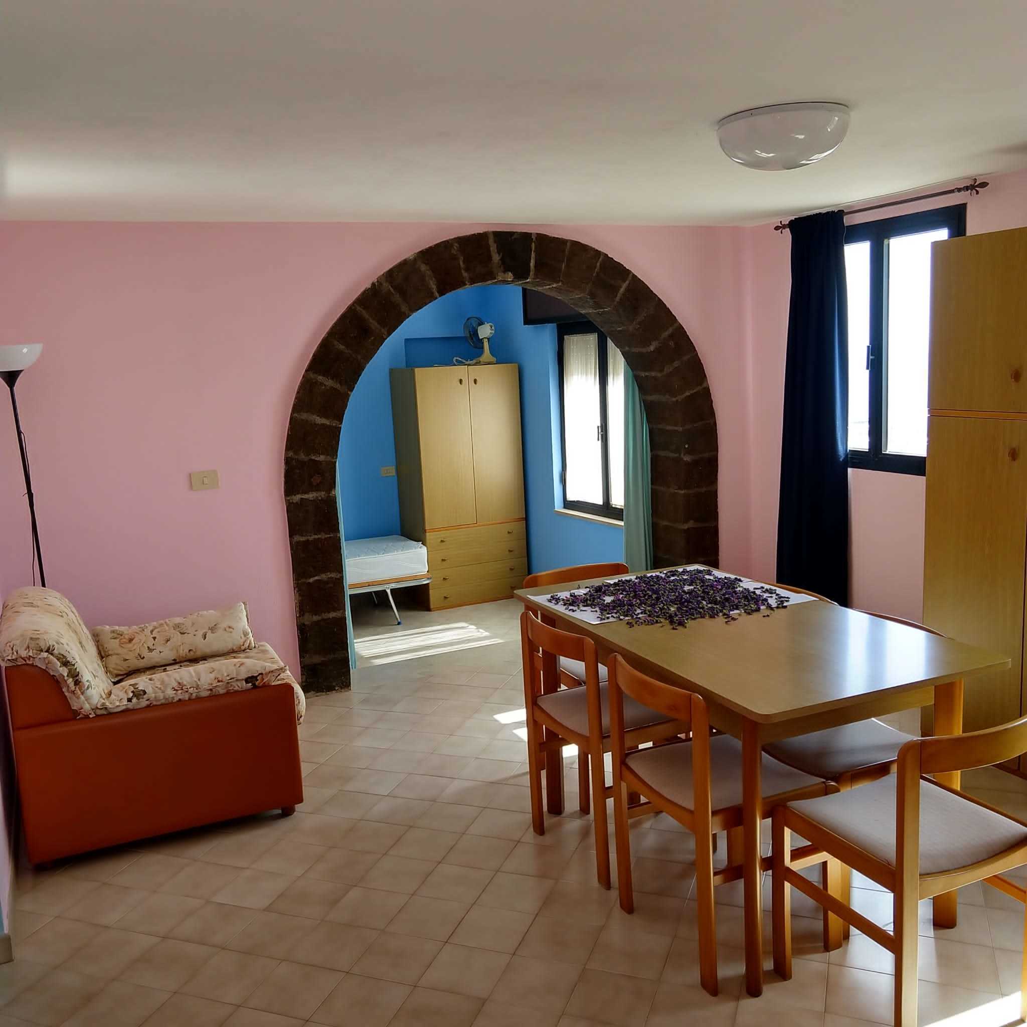 Casa indipendente salita gabebbi, Pantelleria