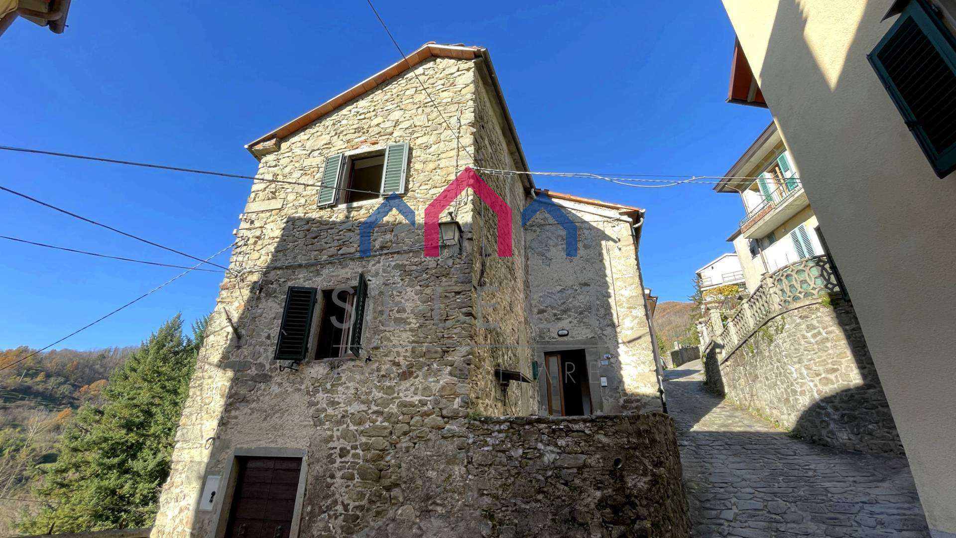 Palazzo - Stabile, San Marcello Piteglio