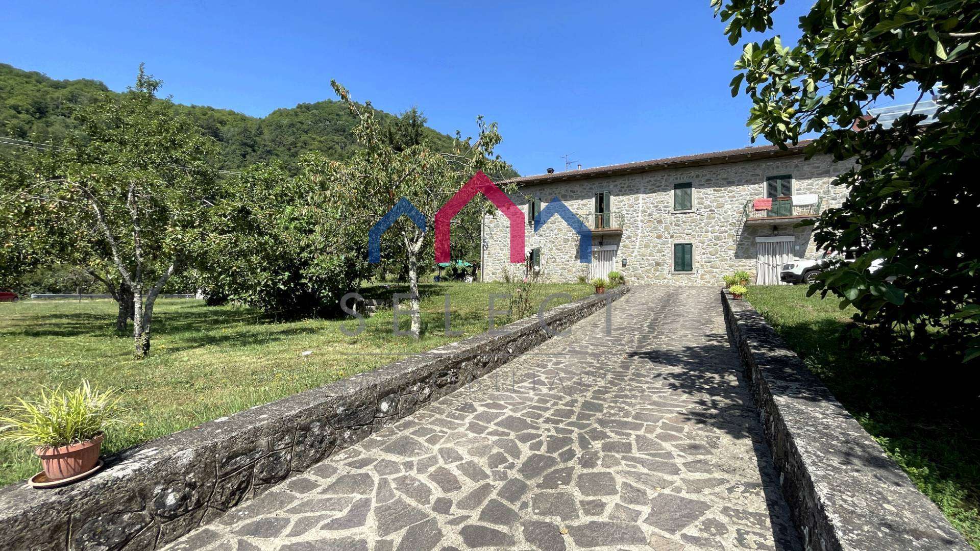 Rustico, Piazza al Serchio