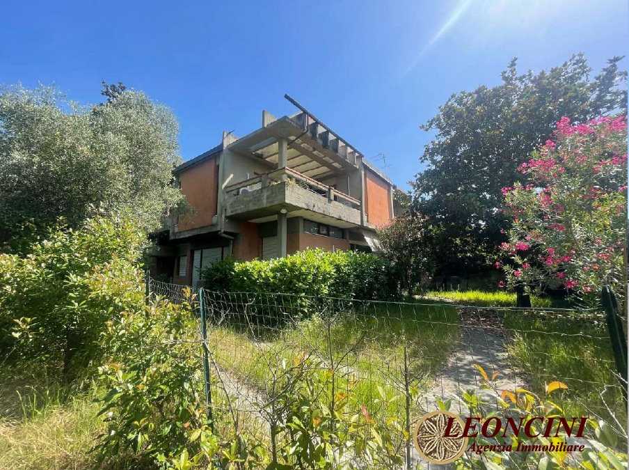 appartamento in vendita a Carrara