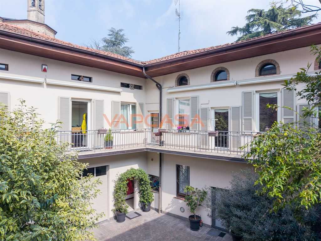 Casa indipendente via galignani, Palazzolo sull'Oglio