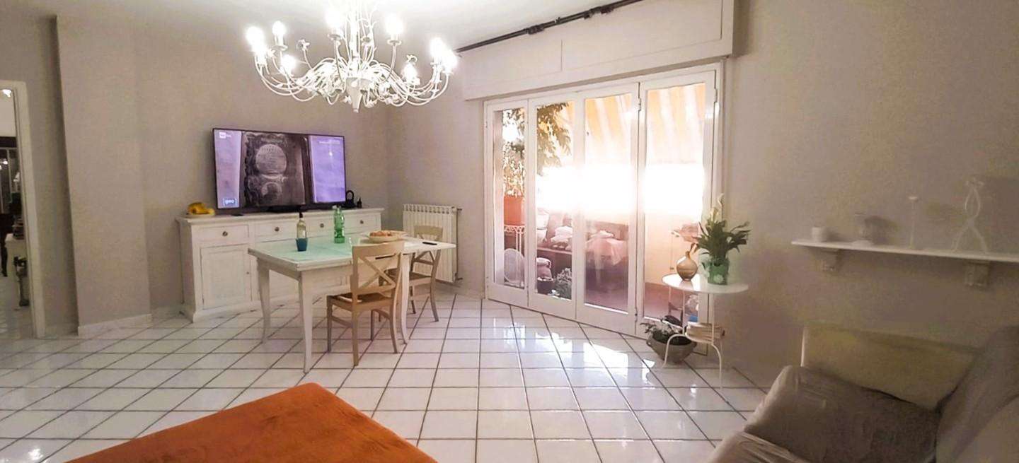 Appartamento Via Toniolo,  10, Carrara