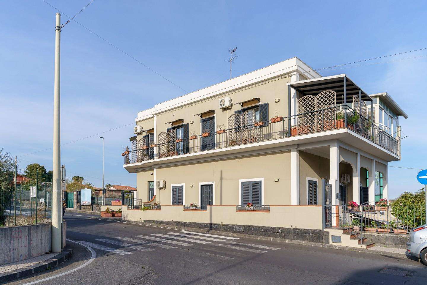Casa Bi - Trifamiliare Via Pier Luigi Deodato,  61, San Giovanni la Punta