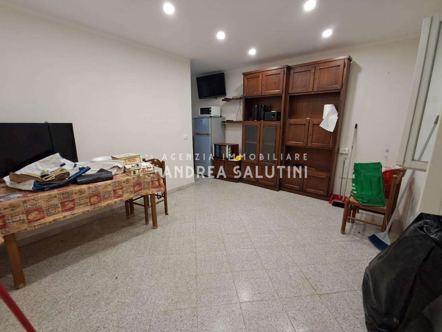 intera palazzina in vendita a Buti in zona La croce