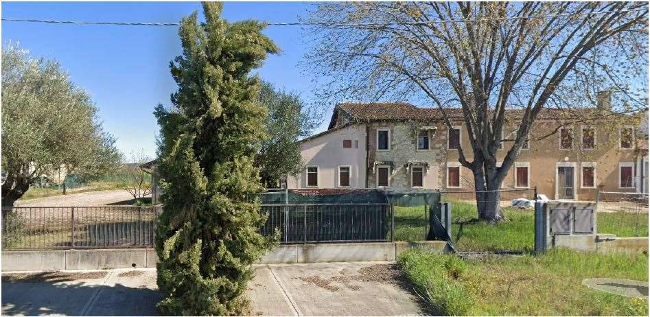 casa indipendente in vendita a Pressana in zona San Francesco