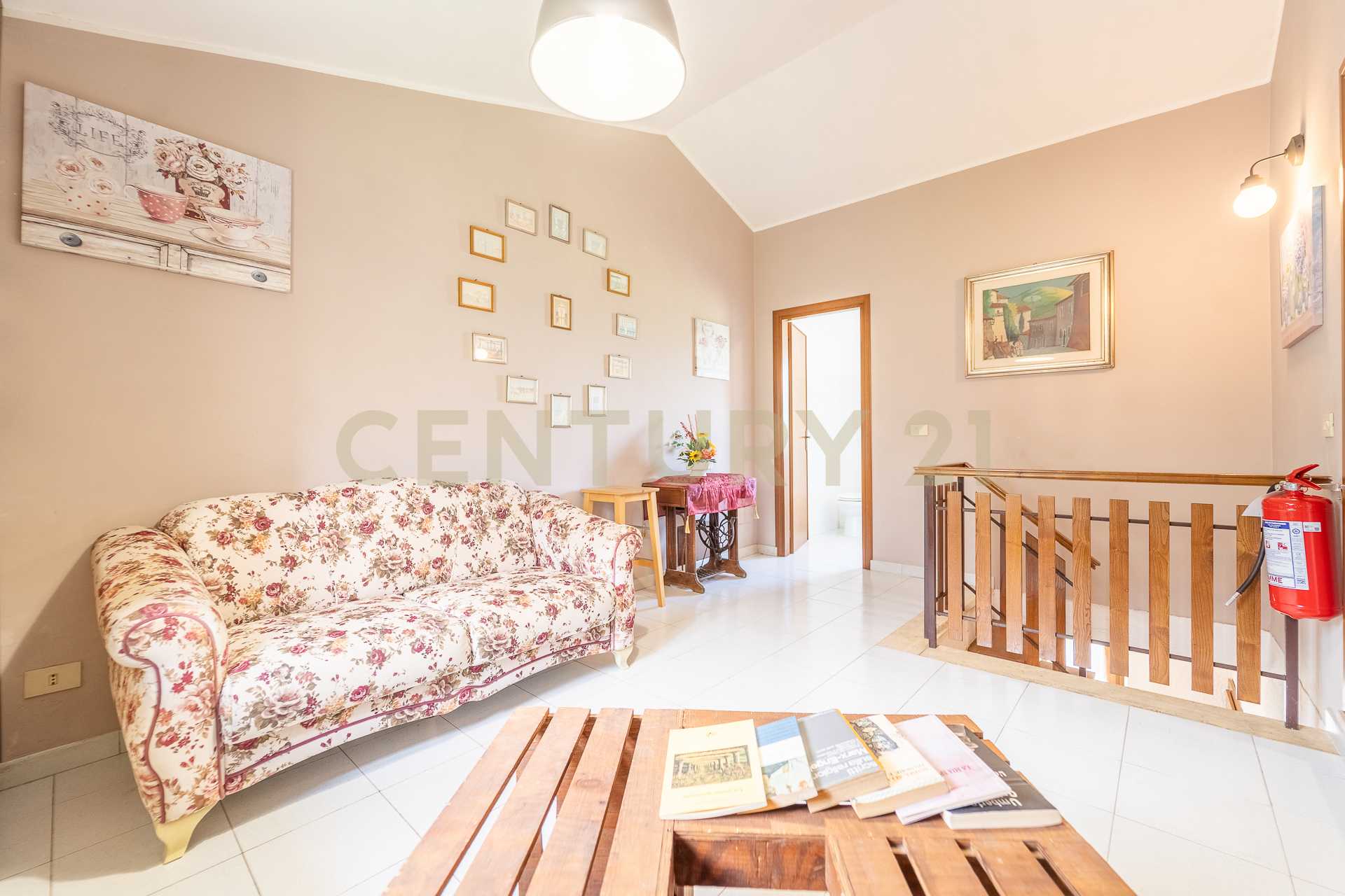 Casa indipendente Via Colle Sant'Angelo, Serrone