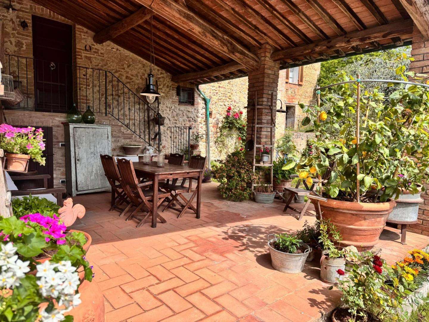 casa indipendente in vendita a Sovicille in zona Brenna