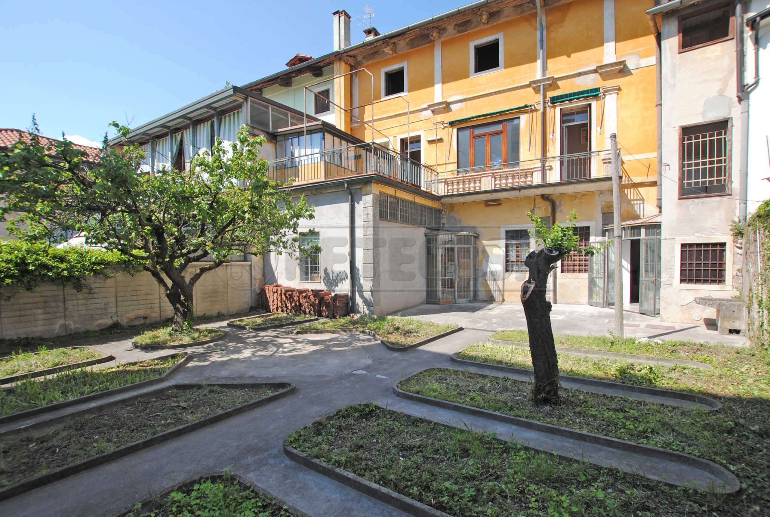 Porzione di casa Via Foscola, Castelgomberto