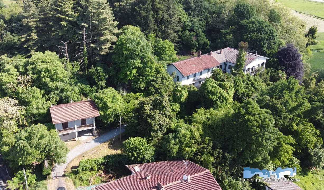 casa indipendente in vendita ad Ivrea