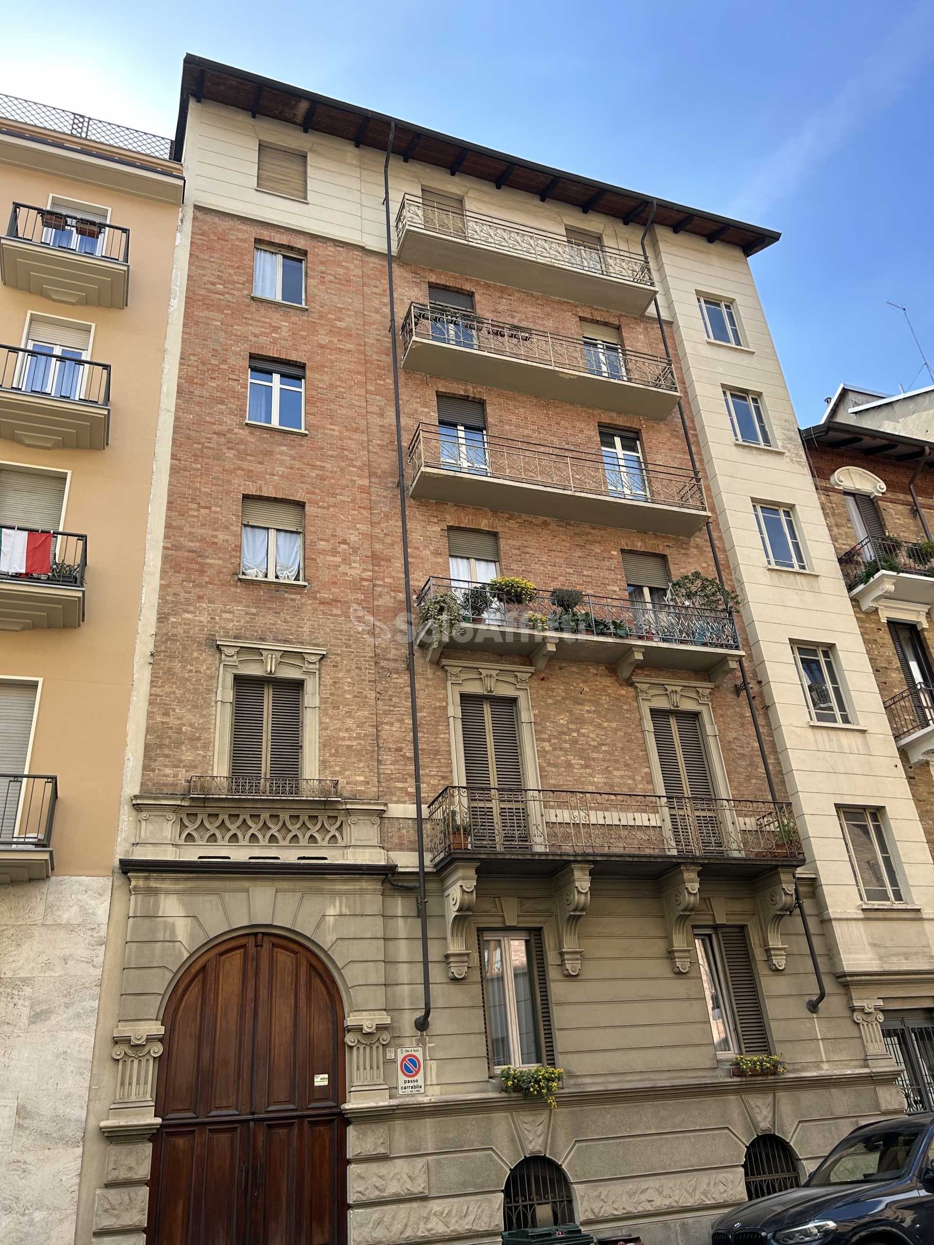 appartamento in affitto a Torino in zona Crocetta