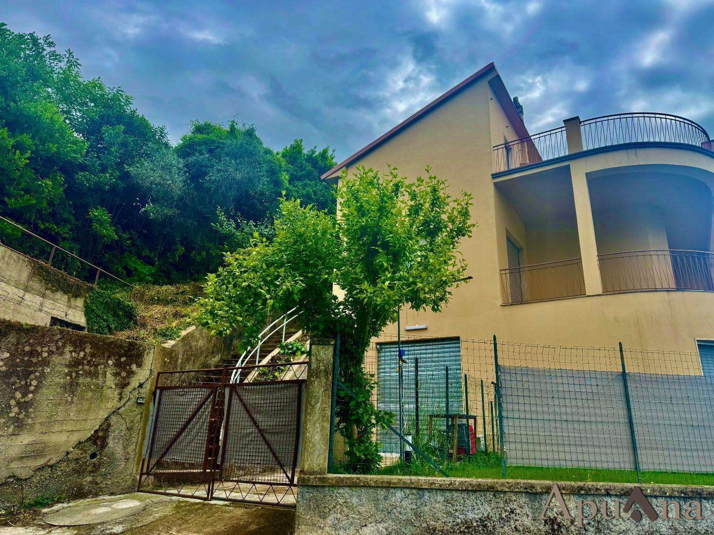 casa indipendente in vendita ad Arcola