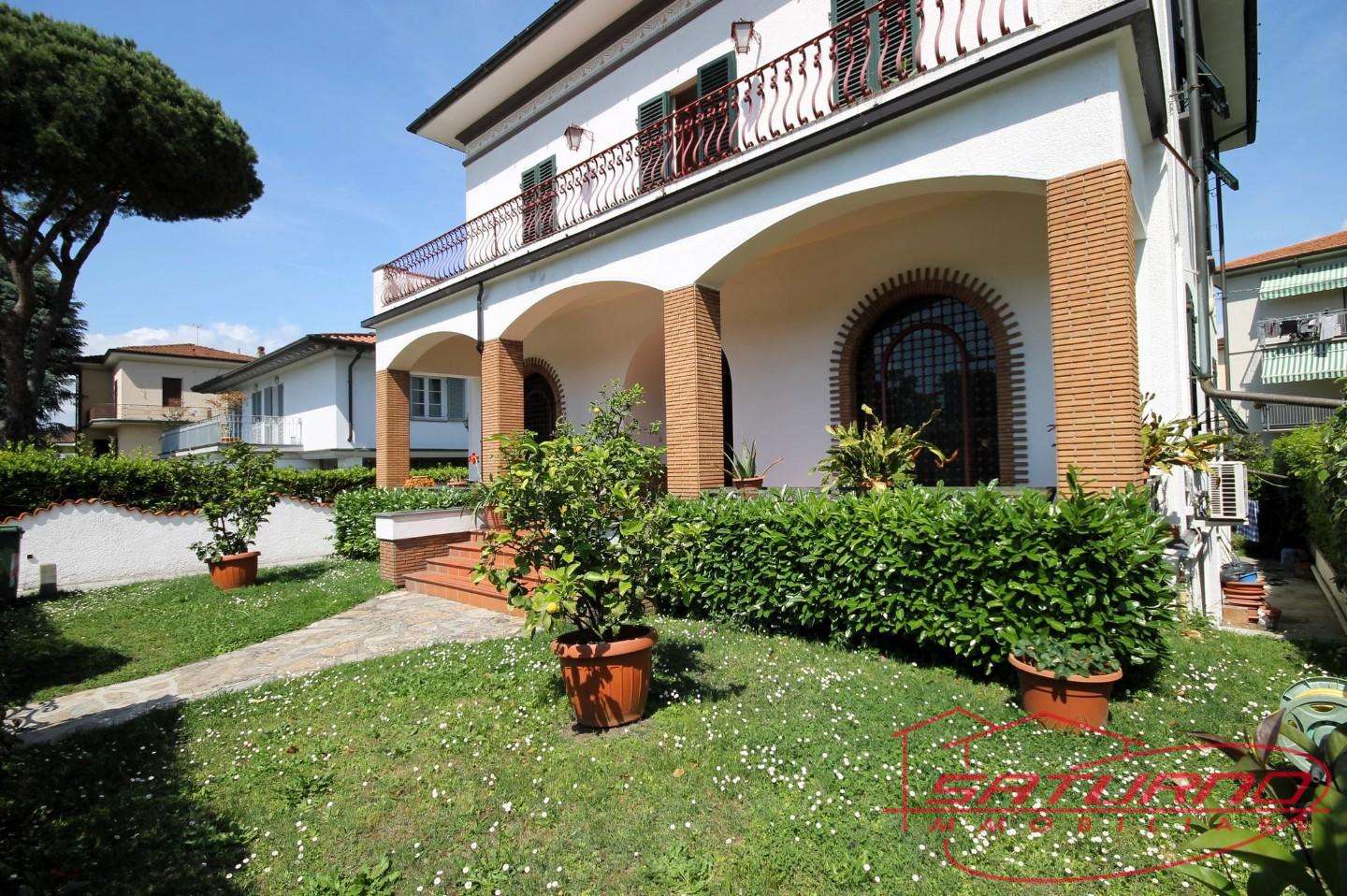 casa indipendente in vendita a Lucca in zona zona San Marco