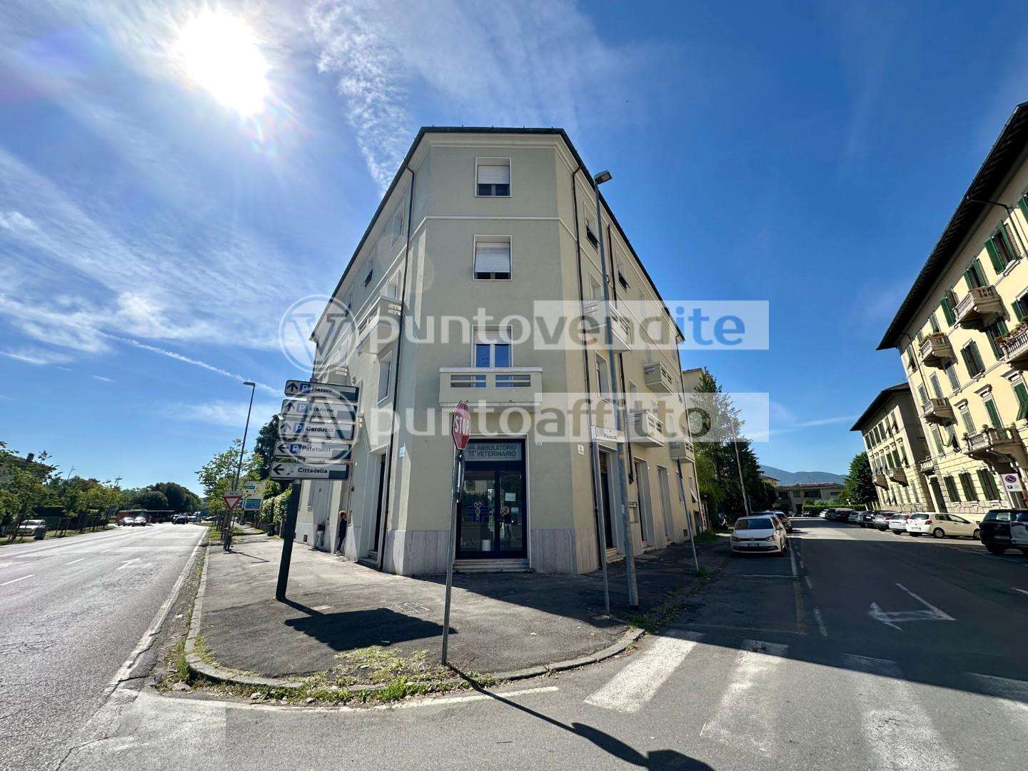 appartamento in vendita a Lucca in zona Centro Città