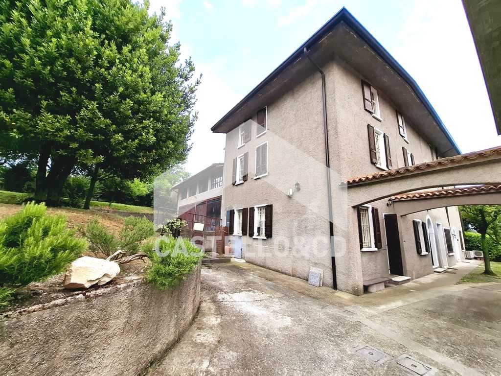 Casa Bi - Trifamiliare VIA  San Pietro, Desenzano del Garda