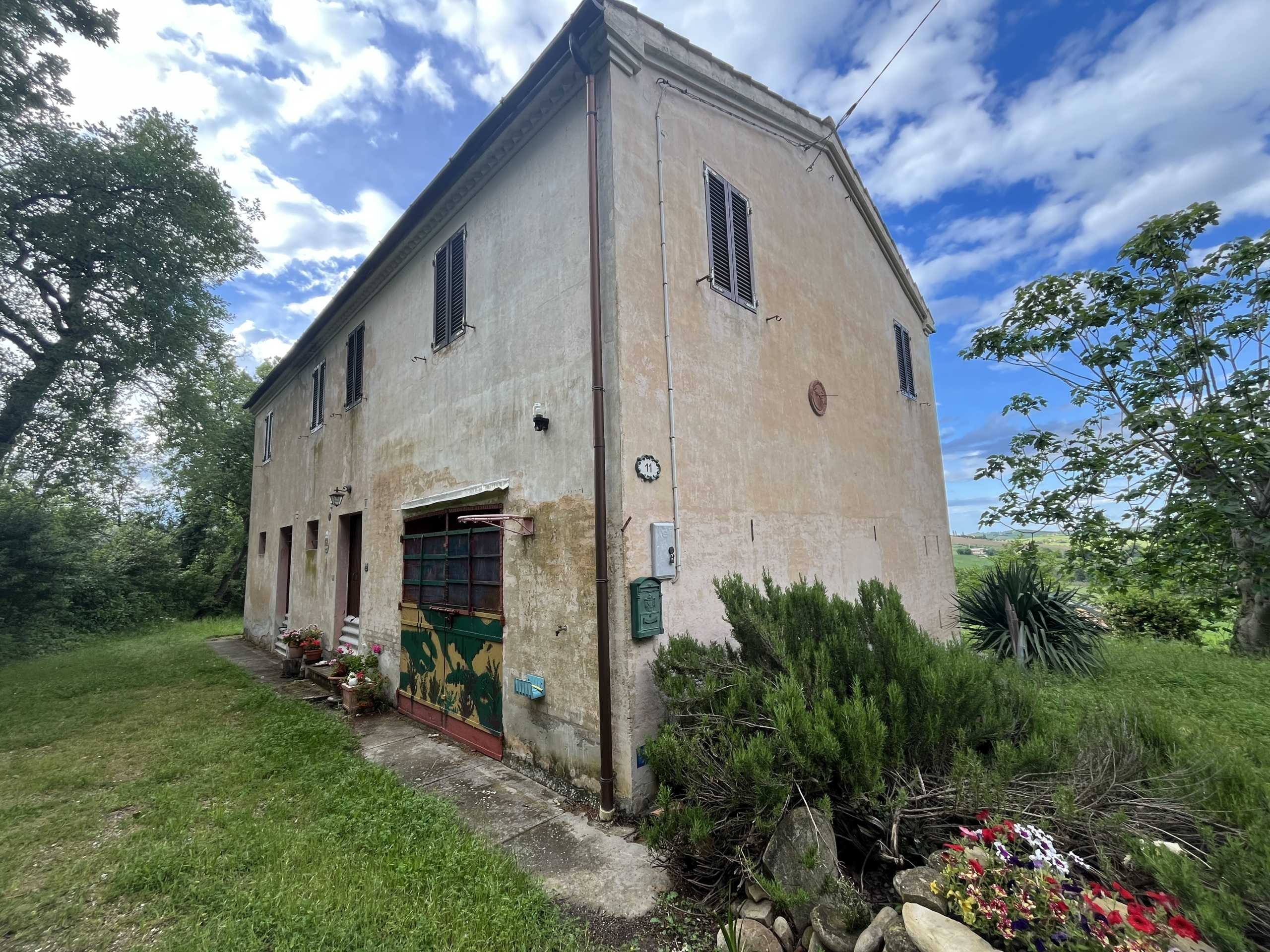 Casa indipendente Contrada Colle, Montecarotto