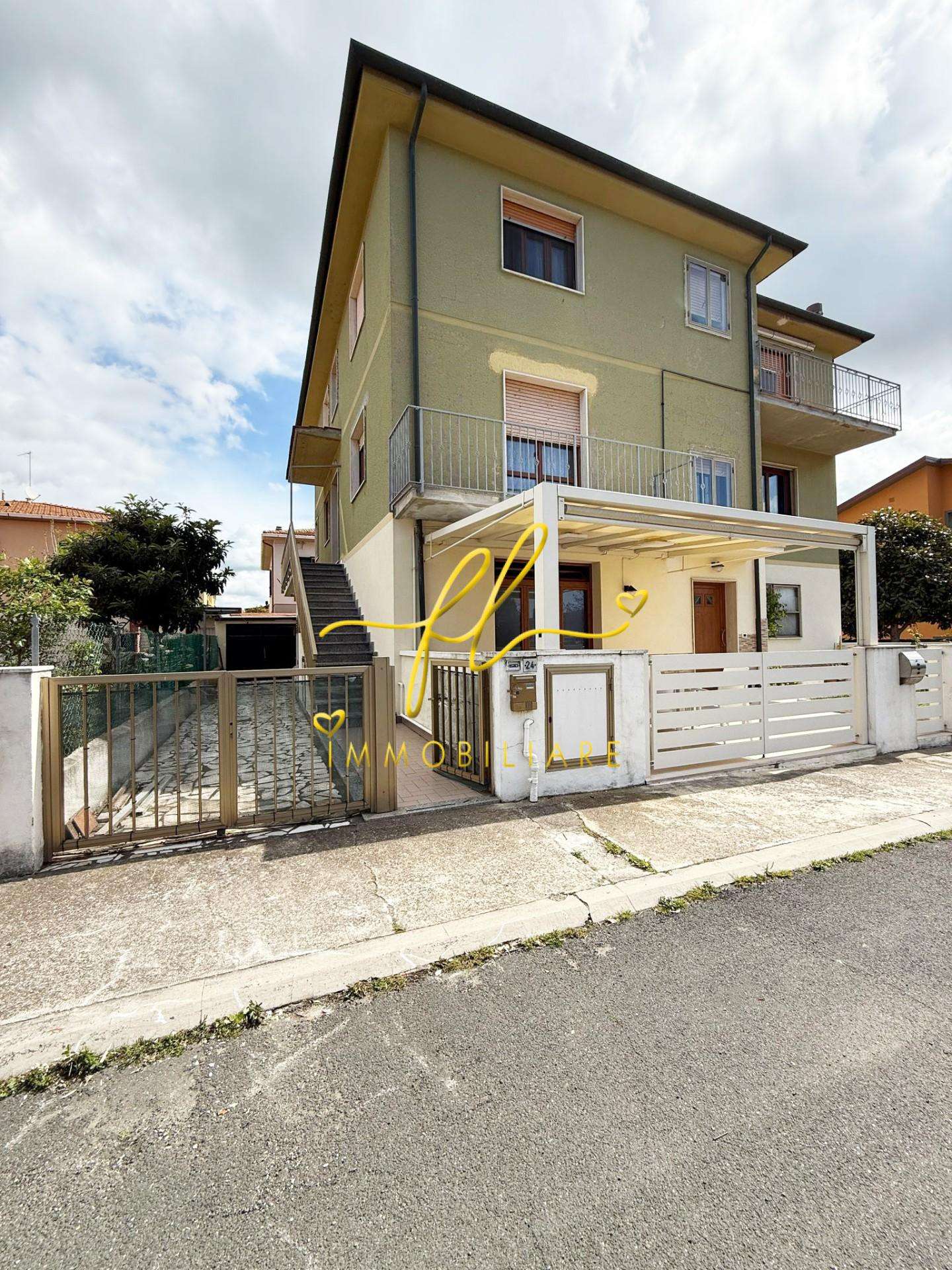 appartamento in vendita a Cecina