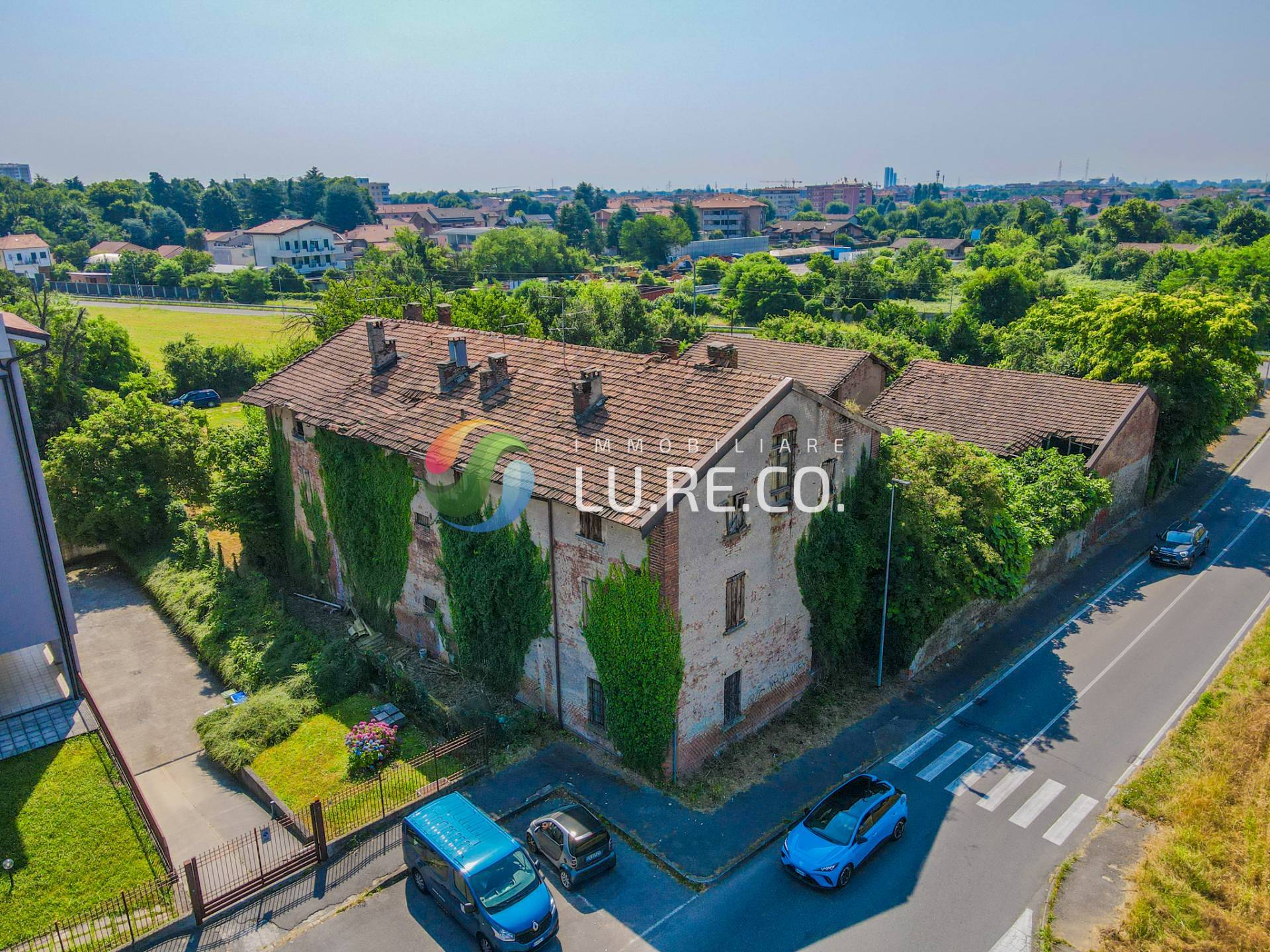 terreno edificabile in vendita a Seregno