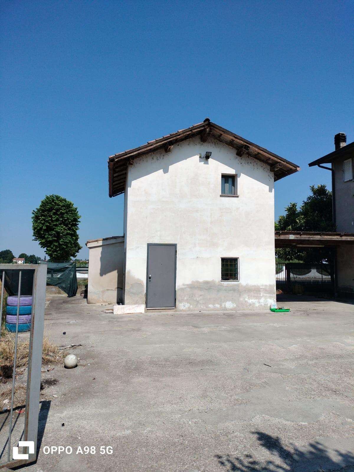 casa indipendente in vendita a Cadelbosco di Sopra