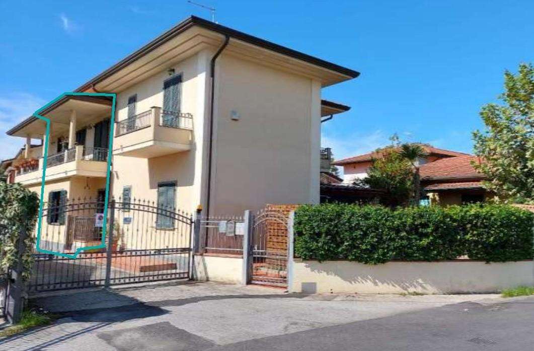 appartamento in vendita a Massa