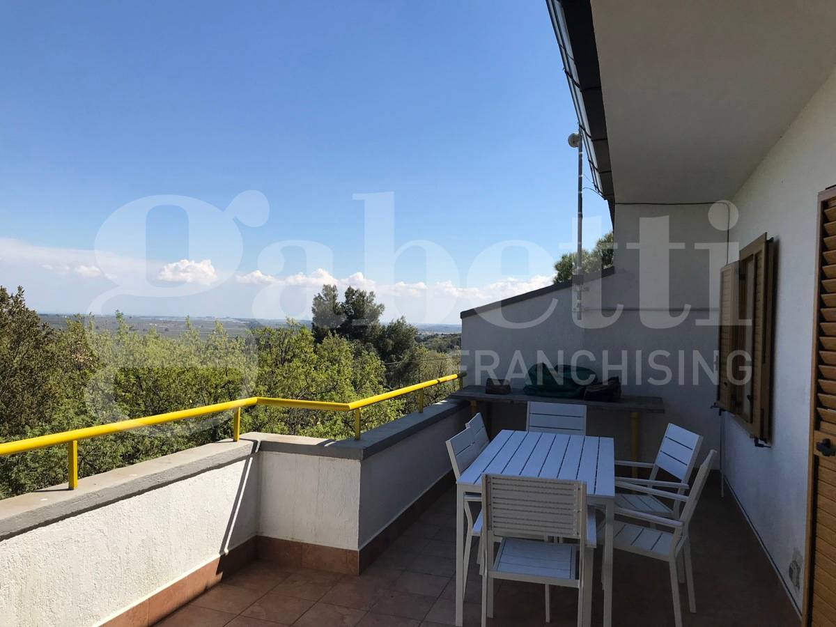 casa indipendente in vendita a Cassano delle Murge