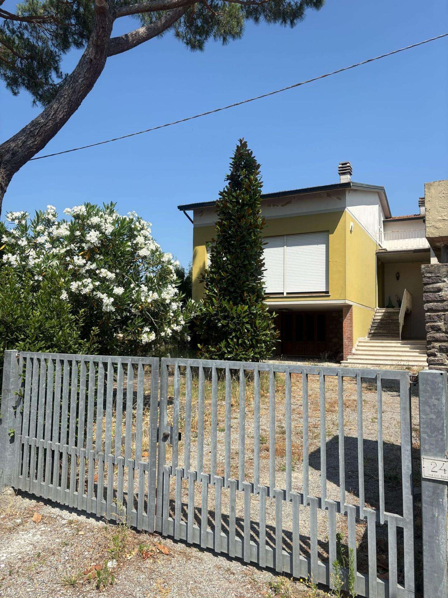 casa indipendente in vendita a Casciana Terme Lari in zona Perignano