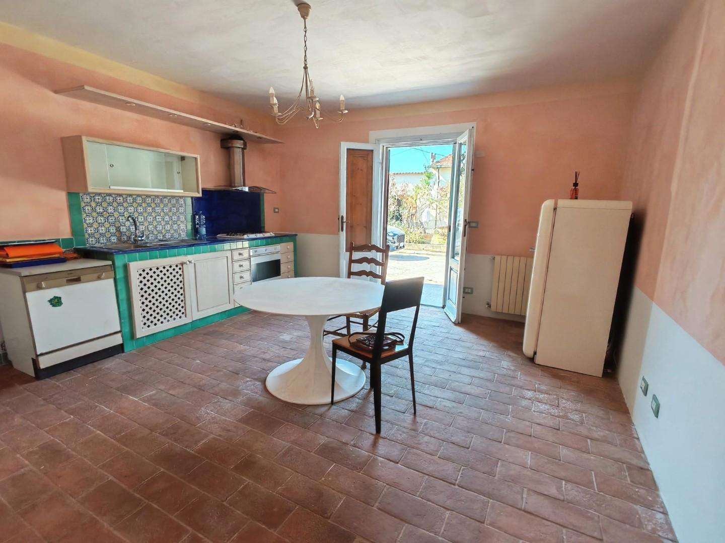 casale in vendita a Cascina in zona Musigliano