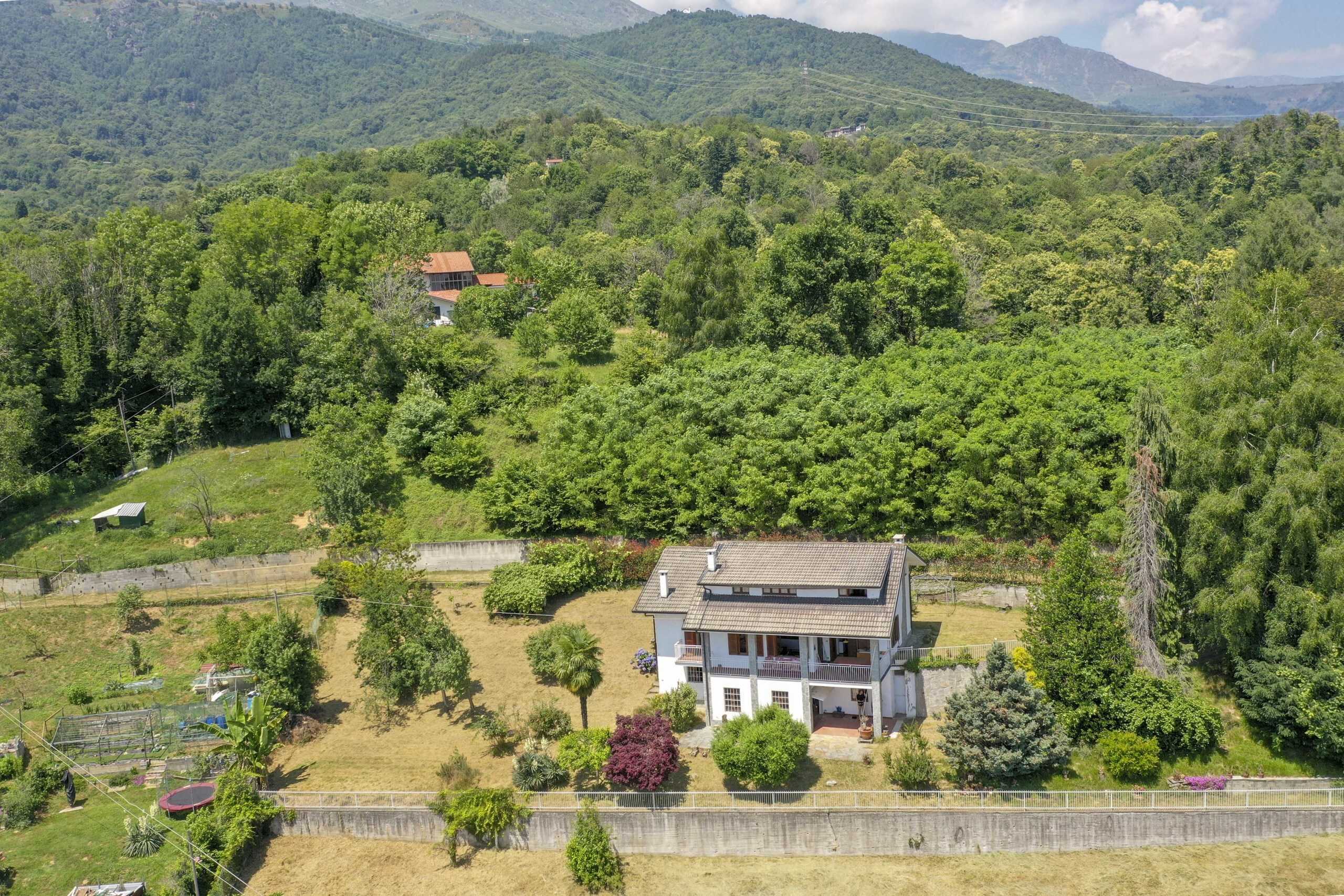 Casa indipendente via luinengo cossi, Borgiallo