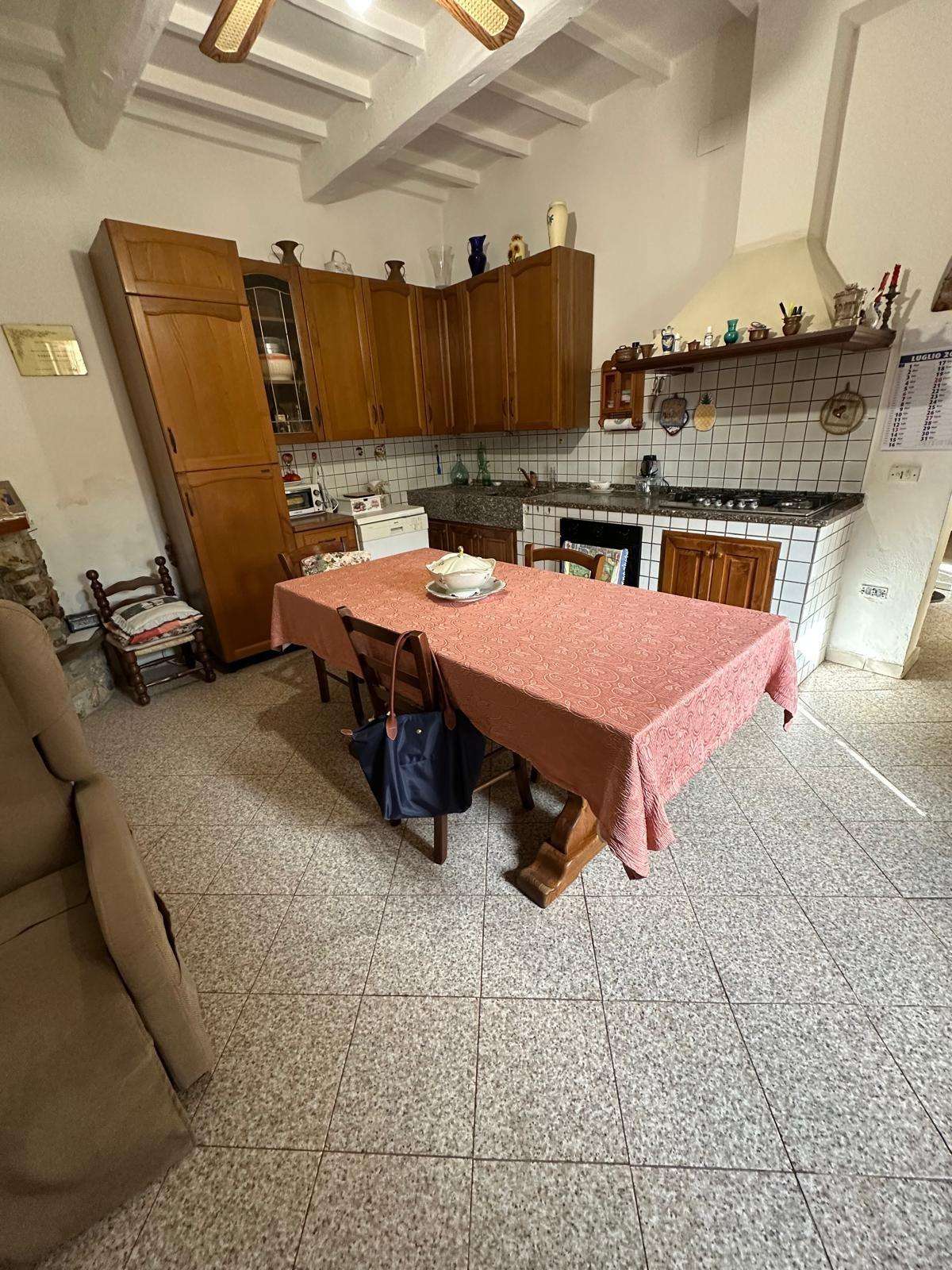 Porzione di casa Via Indipendenza,, Campiglia Marittima
