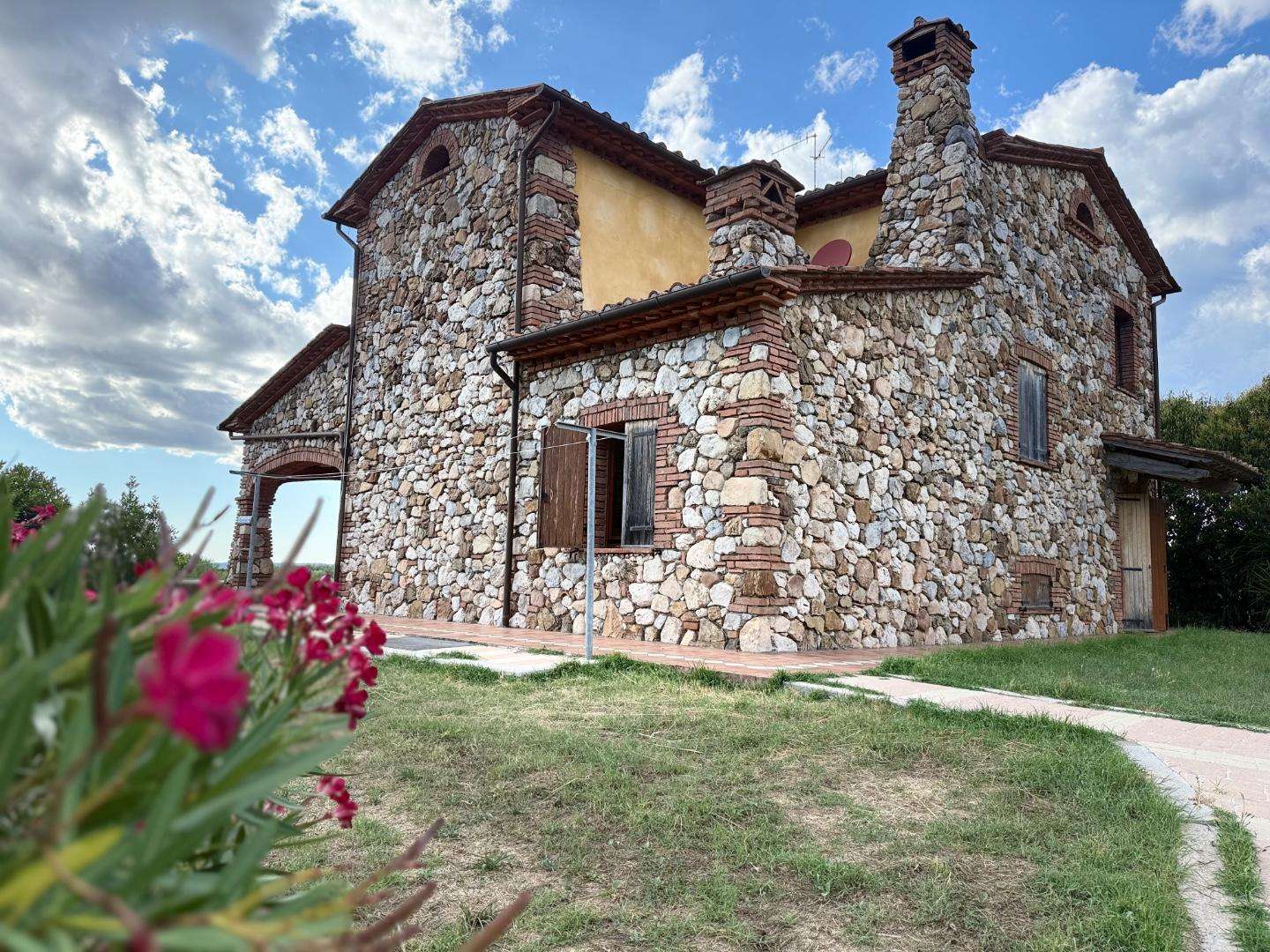casa indipendente in vendita a Gavorrano in zona Filare