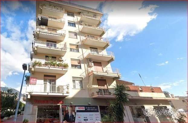 Appartamento Viale Emilia, Palermo