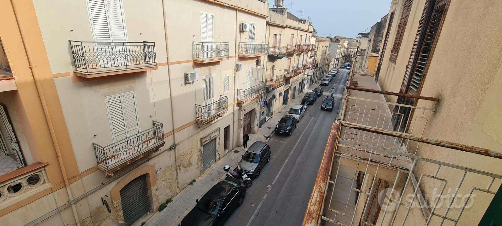 immagine annuncio 1 di 12