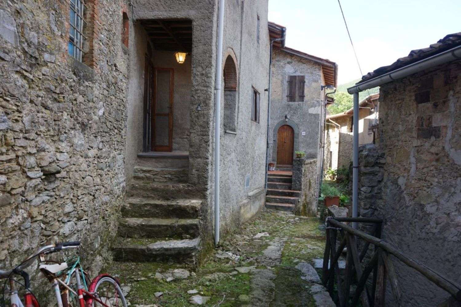 Palazzo - Stabile Villabuona LU,, Pescaglia