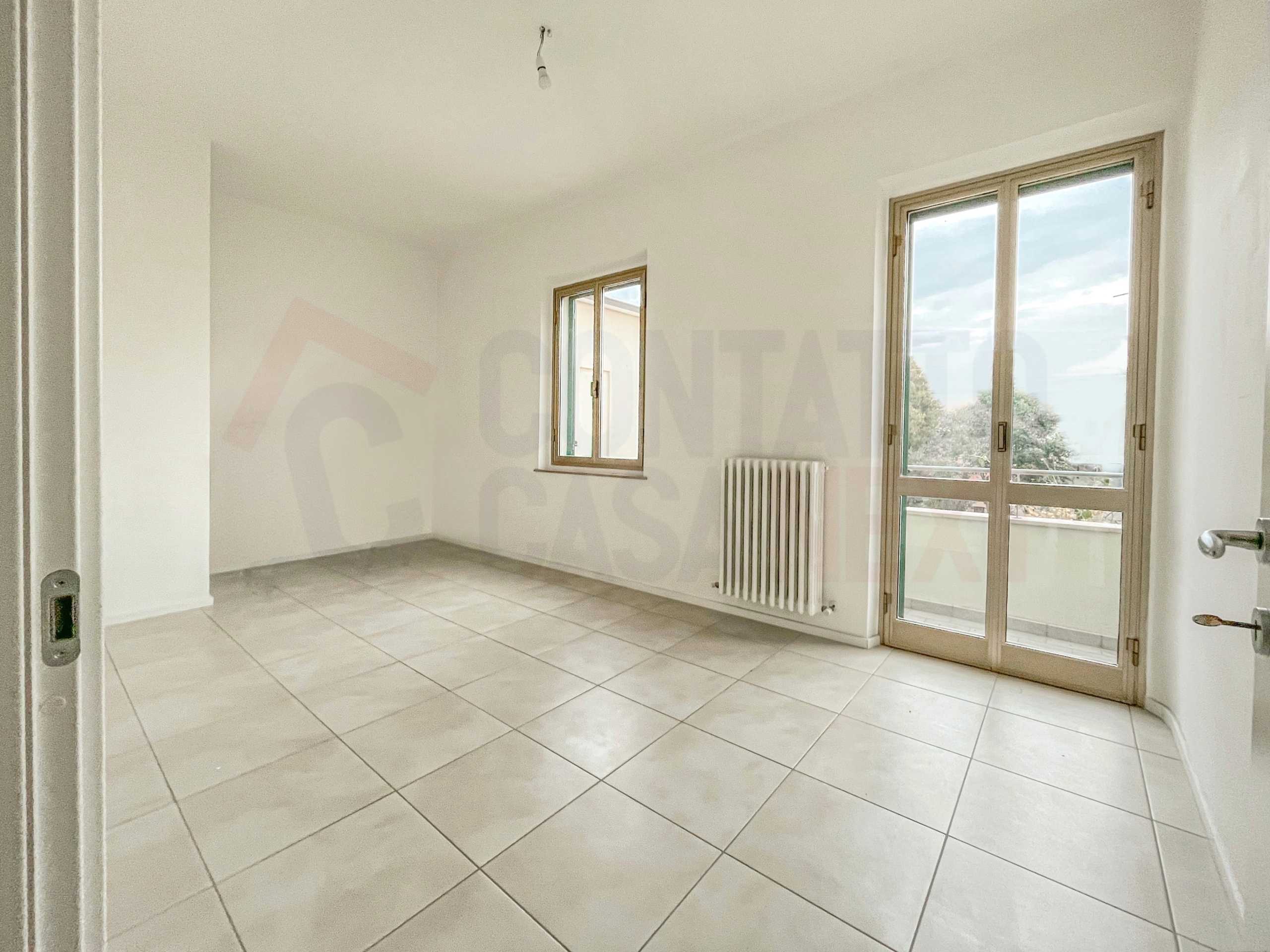 casa indipendente in vendita a Jesi
