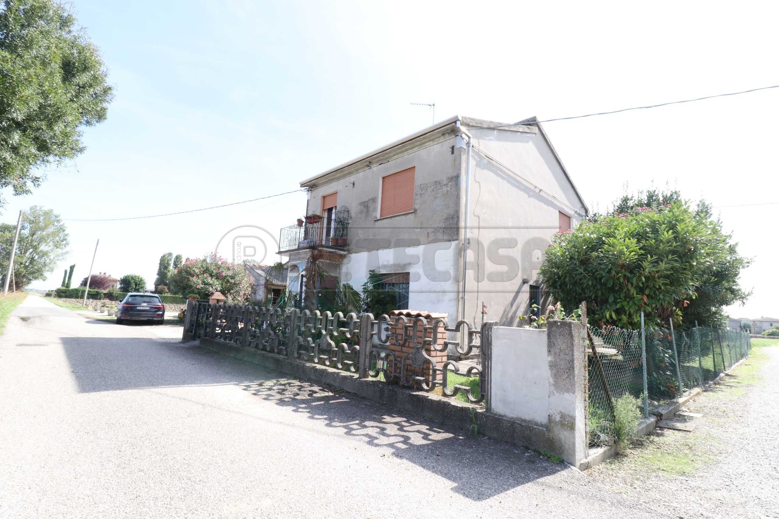 Casa indipendente Via Comunale, Bondeno