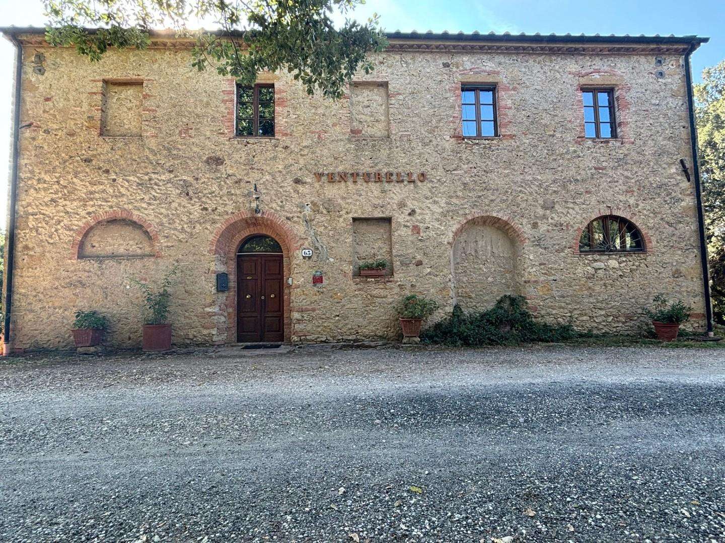 casa indipendente in vendita a Pomarance