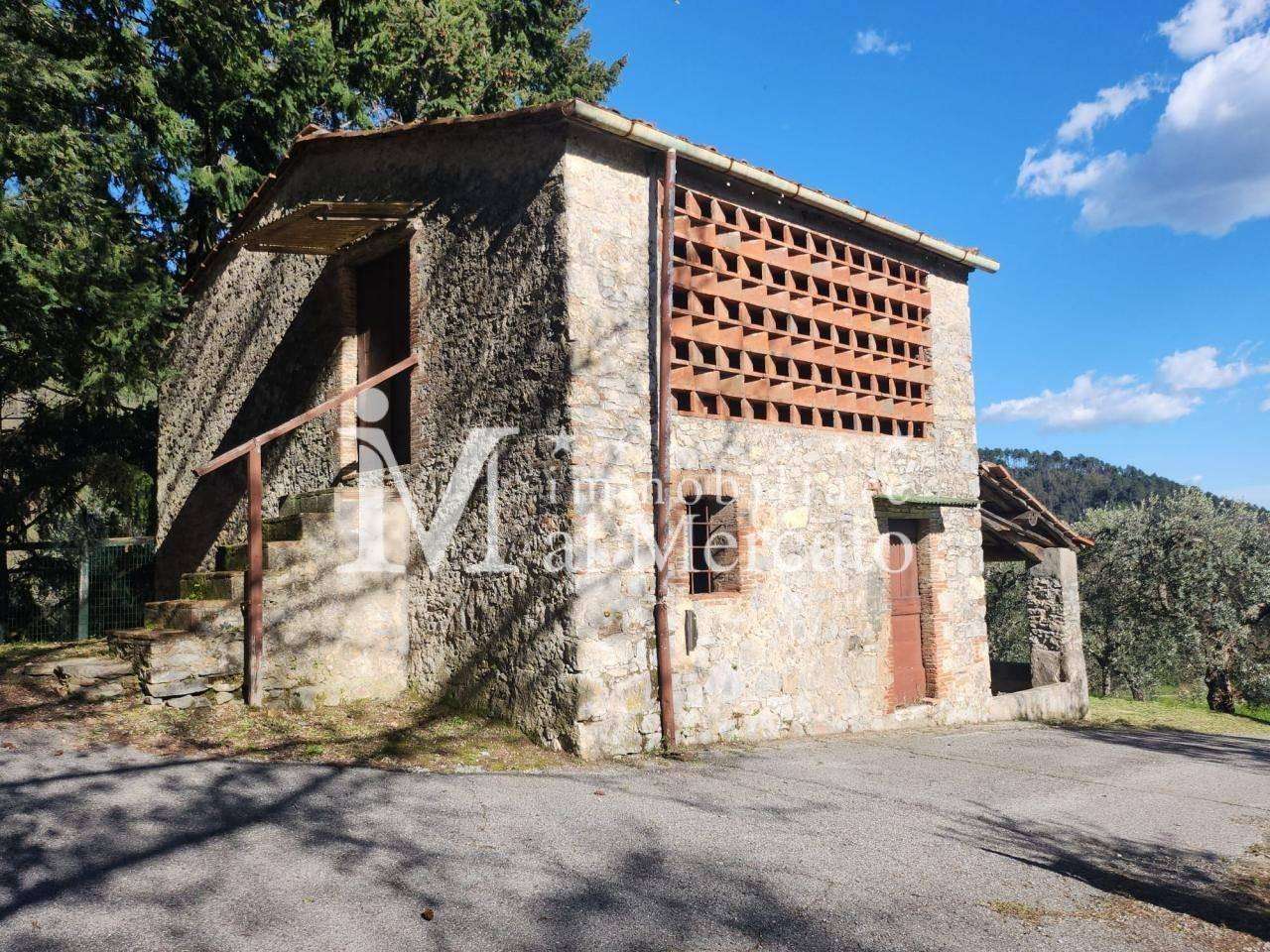 Casale Via Don Aldo Mei,  55064, Pescaglia