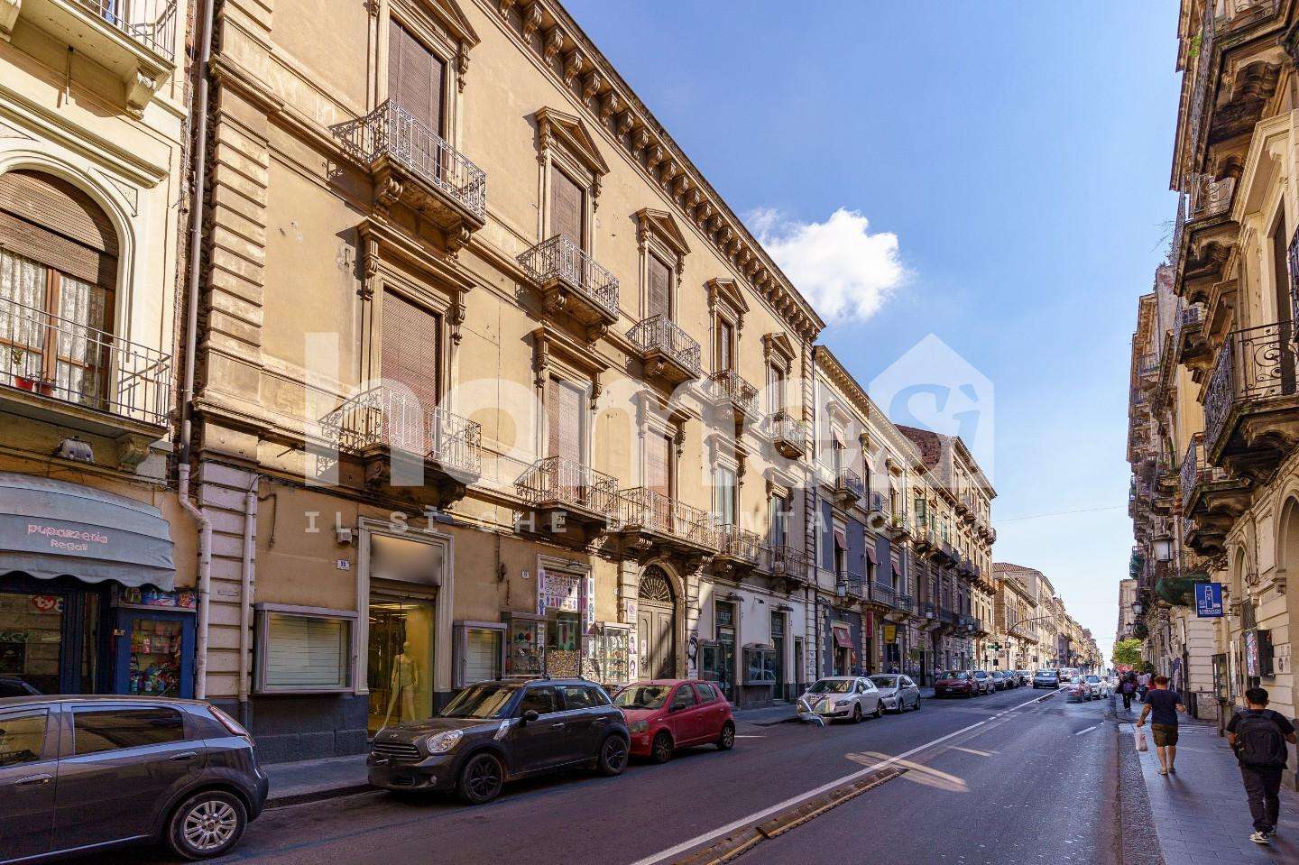 Negozio Via Umberto I,  95, Catania